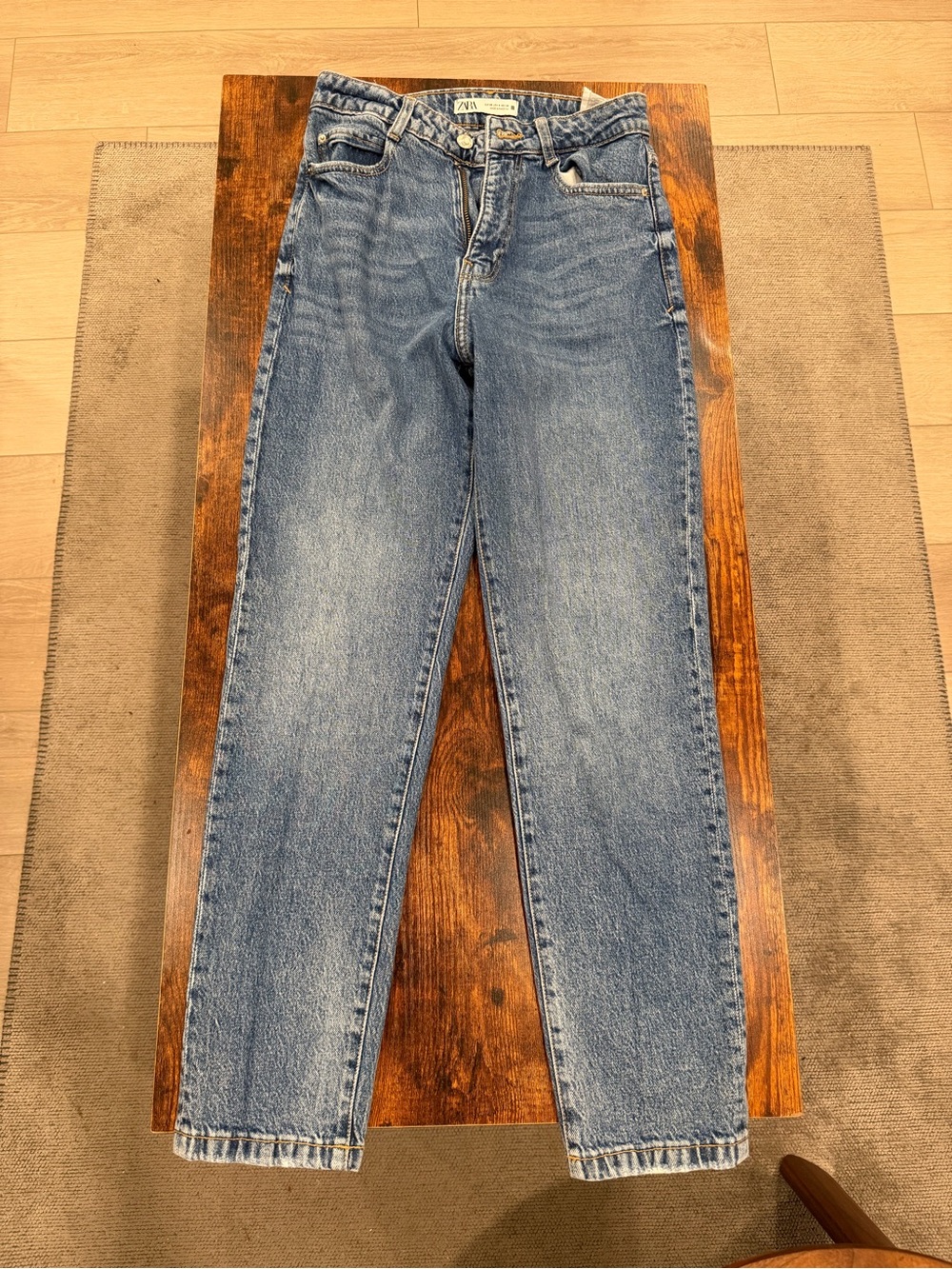 Zara Medium Blue Straight Leg Women's Jeans